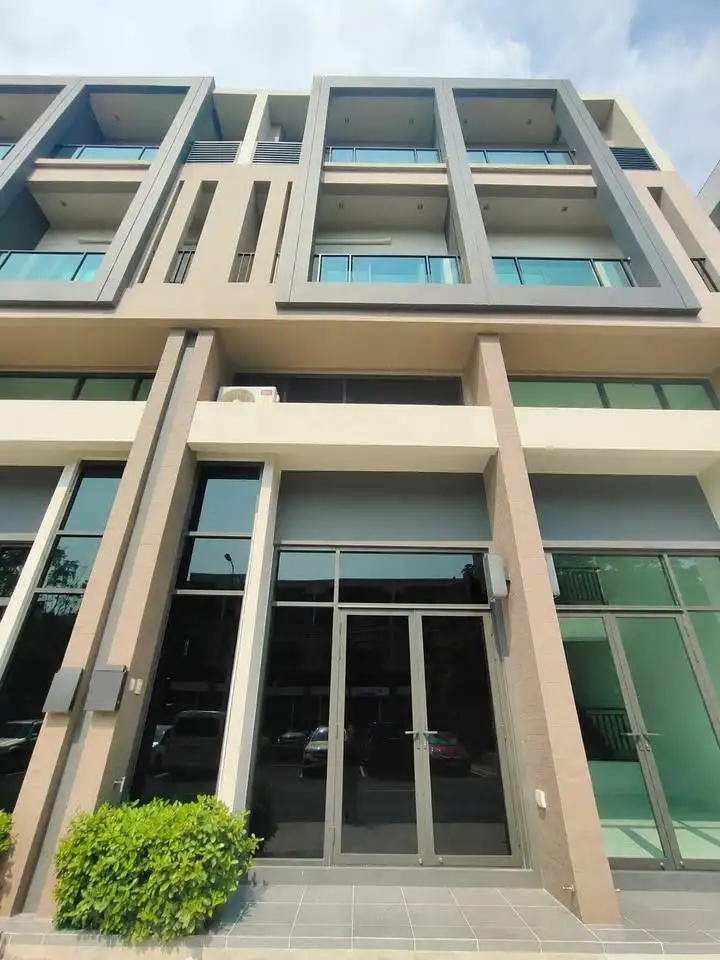 ขายโฮมออฟฟิศ 3.5ชั้น โครงการ Workplace เพชรเกษม 81-2 เขตหนองแขม กรุงเทพมหานคร